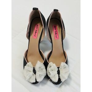 Betsey Johnson Oli Black Polka Dot Print Peep Toe Heels White Cream Bow Sz 7.5M